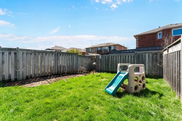 For Lease - 4 Weymouth Road, Barrie, Ontario - Photo 1