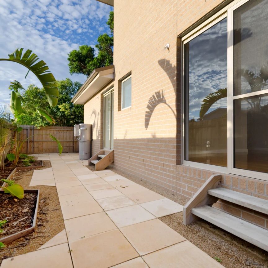 Unit 3/50 Seacombe Street, - Photo 1
