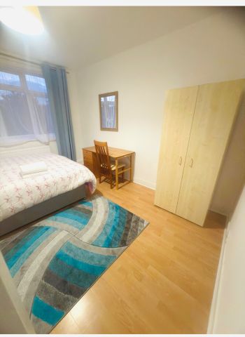 Room in a Shared House, Montague Road, N15 - Photo 4