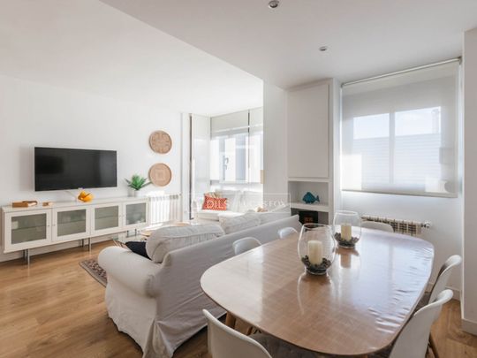 Excellent 3 Bedroom apartment for rent in Ciudad Jardín, Madrid - Foto 1