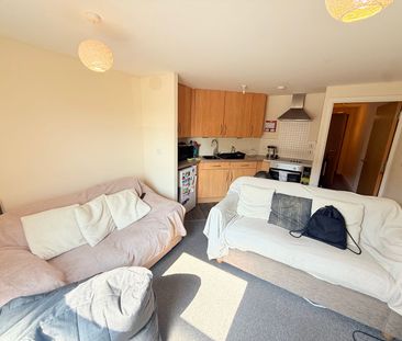 Standish Court, Taunton, Somerset - Photo 1