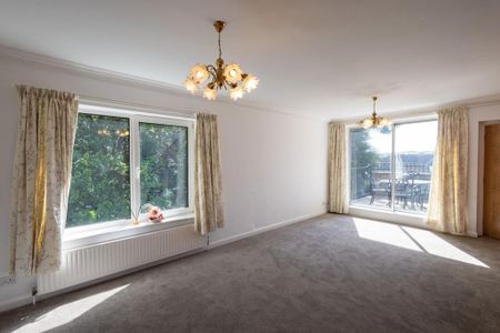 4 bedroom detached house to rent - Photo 3