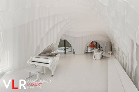 Condo in Downtown Vancouver, British Columbia - Photo 4