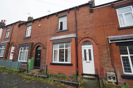 2 bedroom terraced house to rent - Photo 5