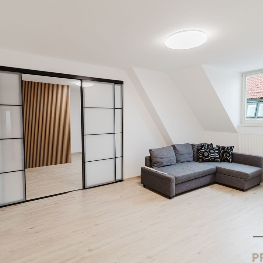 Pronájem bytu 2+1 70 m², Panská, Brno - Photo 1