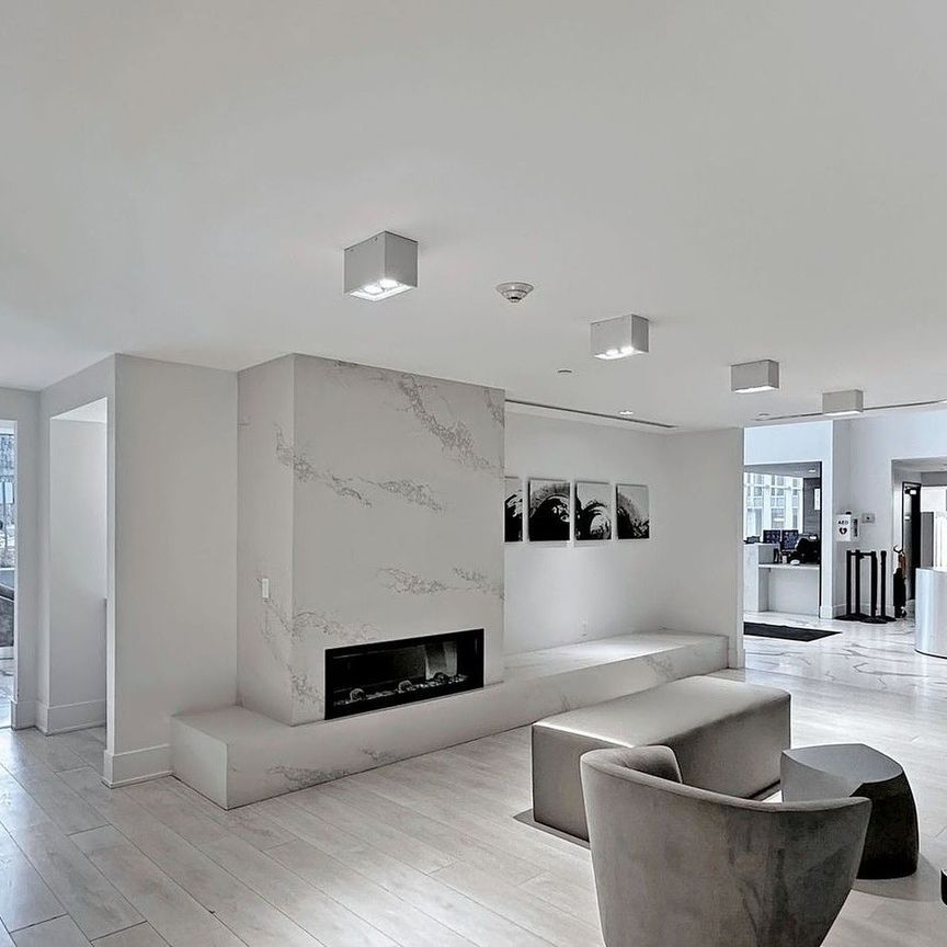 For Lease - 2908 Highway 7 Road Unit# 2303, Vaughan, Ontario - Photo 1