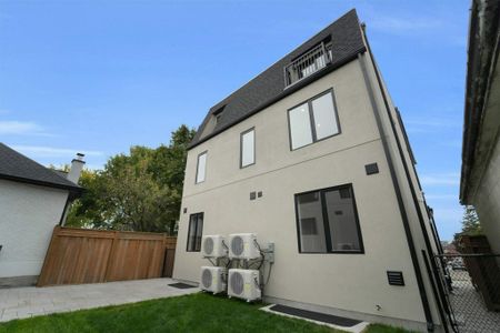 For Lease - 661 Winona Drive Unit# D, Toronto, Ontario - Photo 3