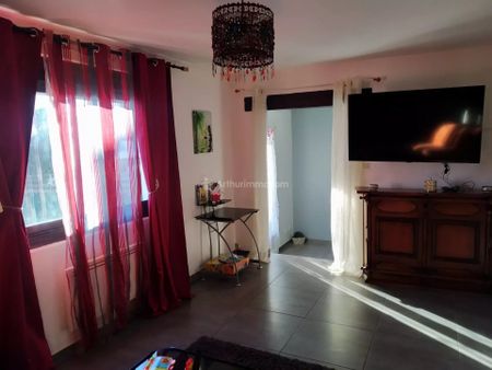 Location Maison de ville 5 pièces 89 m2 à Carmaux - Photo 4