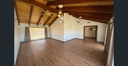 LOVELY 3 BEDROOM HOME! - Photo 5