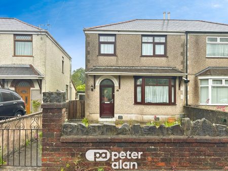 Llantwit Road, NEATH - Photo 5