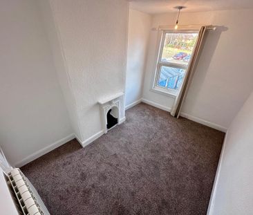 2 bedroom house to rent - Photo 2