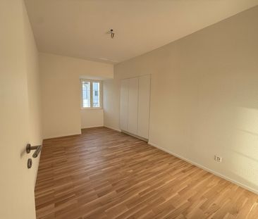 Charmante 3.5-Zimmer-Wohnung in ruhiger Lage in Hallau - Photo 2