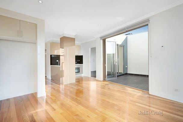 3/111 Victoria Street, Brunswick East - Photo 1