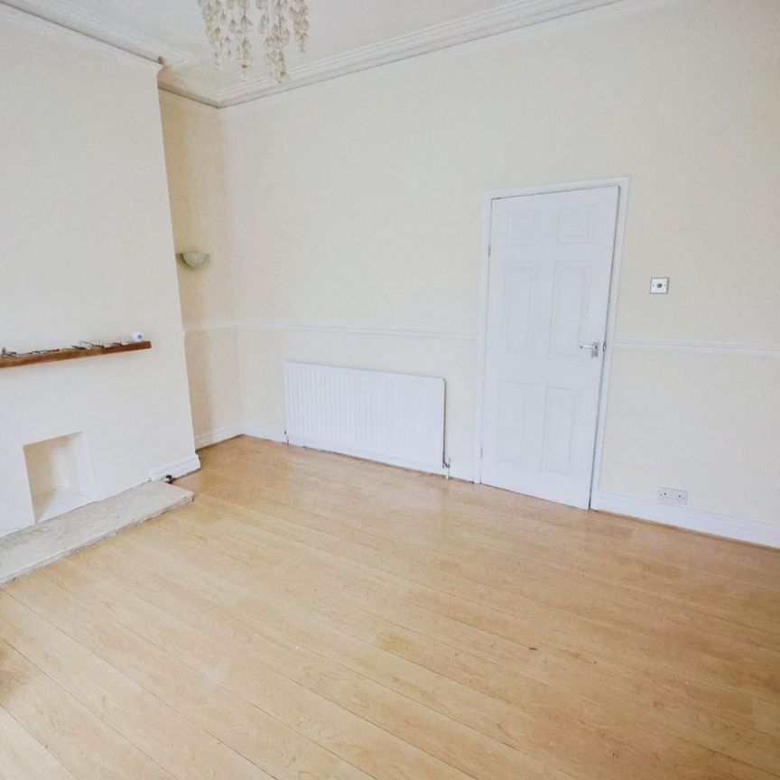 4 bedroom House To Let - Photo 1