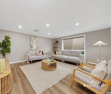 609 The Lakes Boulevard, South Morang, Vic 3752 - Photo 3