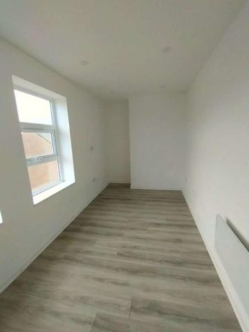 Lansdowne Place, Blackpool, FY1 - Photo 2