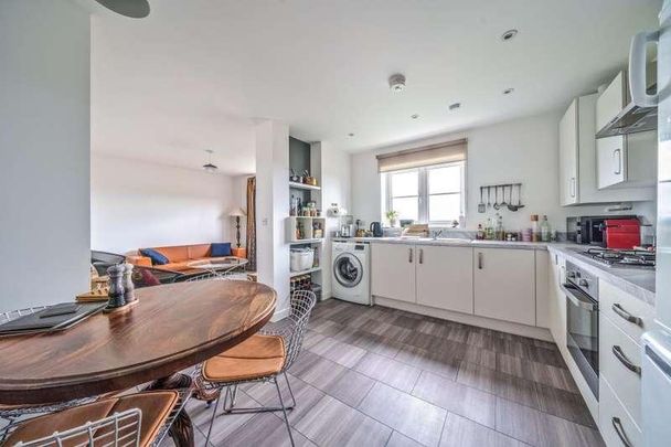 Heaton Road, Bicester, OX26 - Photo 1