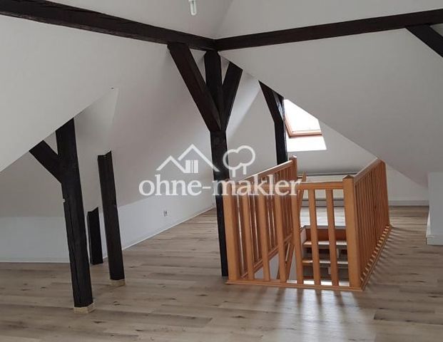 Helle schicke DG-Wohnung in ruhiger Lage nahe Einkaufszentrum - Foto 1