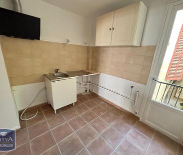 Location Appartement 3 pièces 59m² TOULON 83100 - Photo 4