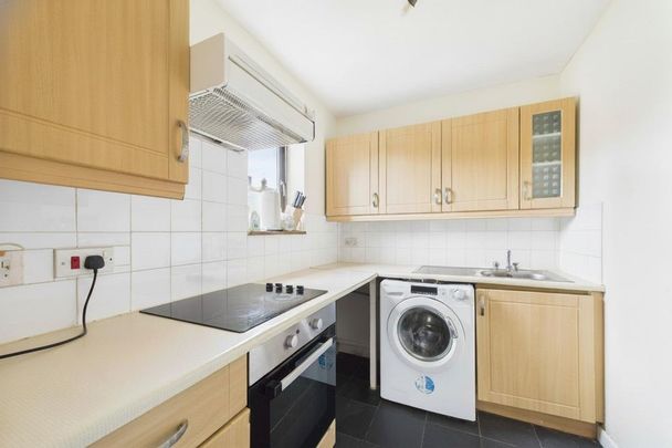 1 bedroom flat to rent - Photo 1
