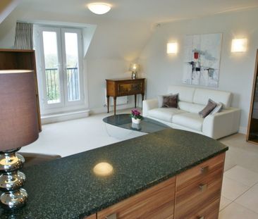 Upper Meadow, Hedgerley Lane, Gerrards Cross,SL9 - Photo 1