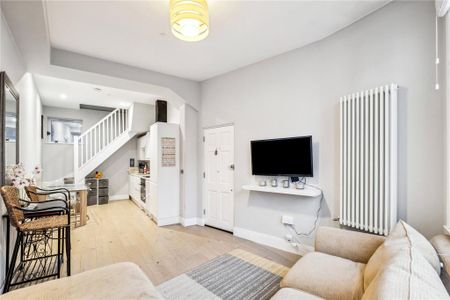 3 bedroom apartment to rent - Photo 5