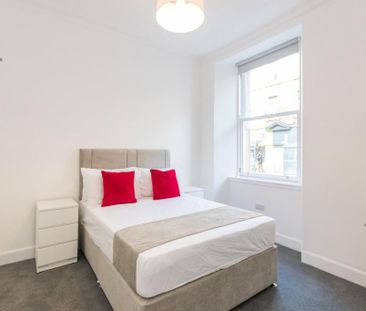 2 bedroom flat to rent - Photo 6