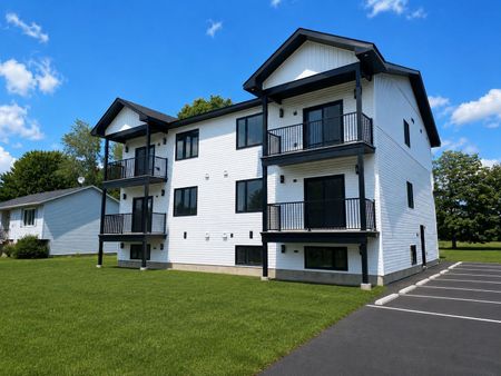 For Lease - 730 CECELIA Street Unit# Unit 3, Pembroke, Ontario - Photo 2