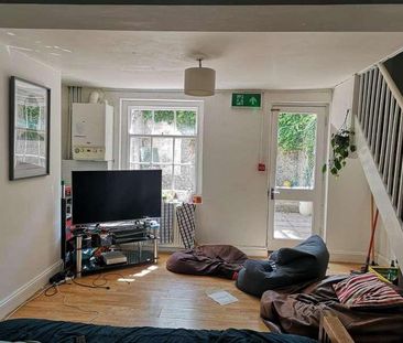 North Gardens, Brighton, BN1 - Photo 2