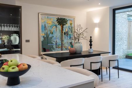 4 bedroom semi-detached house to rent - Photo 5