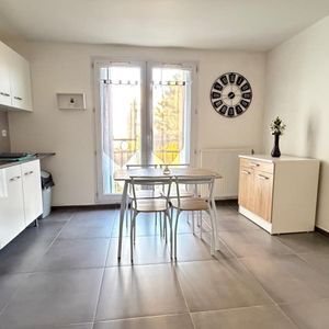 Appartement Evry Courcouronnes 1 pièce 23.5 m2 - Photo 2