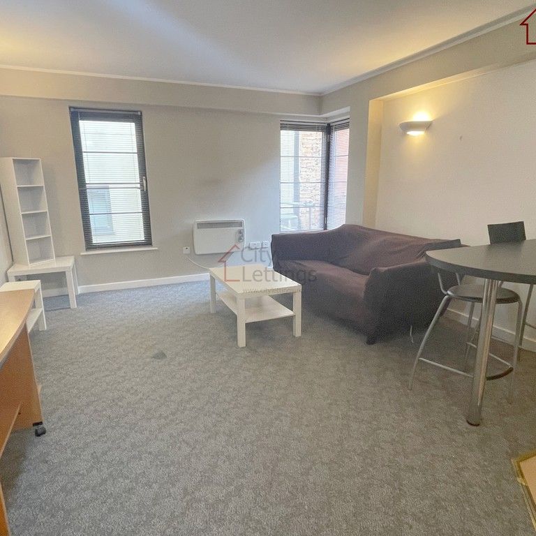 1 Bedroom Ground Floor Flat - Photo 1