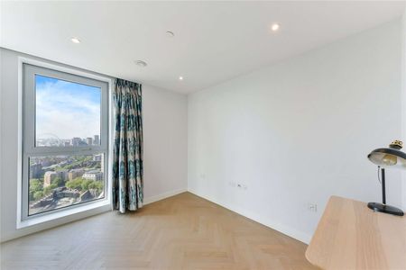 Spacious three bedroom, two bathrooms apartment within the impressive Two Fifty One development located in the heart of Southwark. - Photo 5