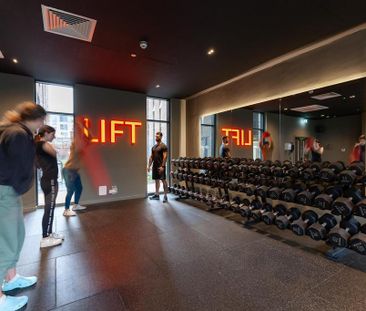 1 bedroom in a flat share to rent - Photo 5