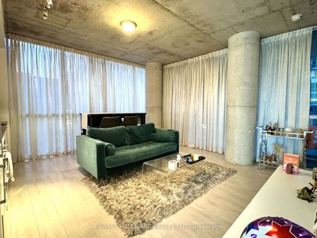Victory Lofts , #417 - Photo 2