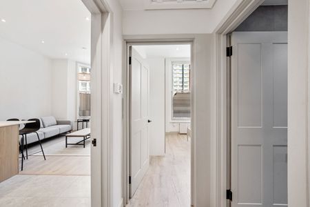 Cheniston Gardens, nr Kensington High Street, Kensington, W8 6TG - Photo 3