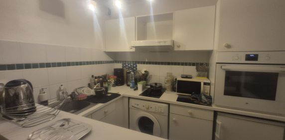 Location Appartement 2 pièces 40m² LILLE 59000 - Photo 2