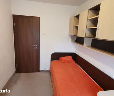 INCHIRIEZ apartament 3 camere, renovat,zona Ciresica - Photo 5