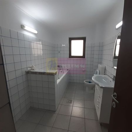 Două vile tip duplex de închiriat - zona Antiaeriană - Fotografie 3