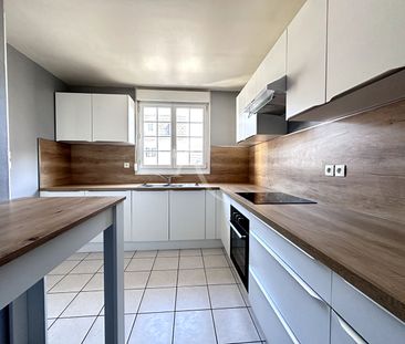 Location Maison 4 pièces 95m² - Photo 3