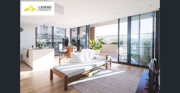Stylish Modern Apartment with Oversized Study & Exceptional Upgrades - Photo 1