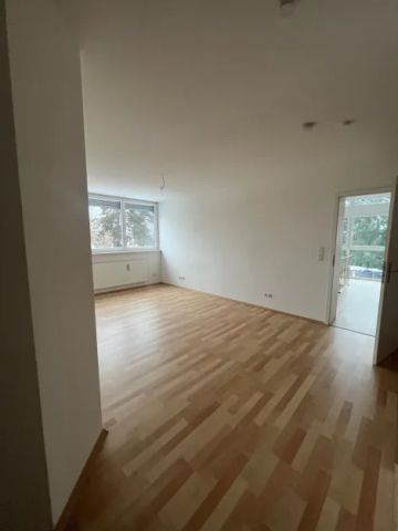 Ruhig gelegenes Schmuckstück: 4-Zimmer Maisonette mit Galerie! - Photo 2