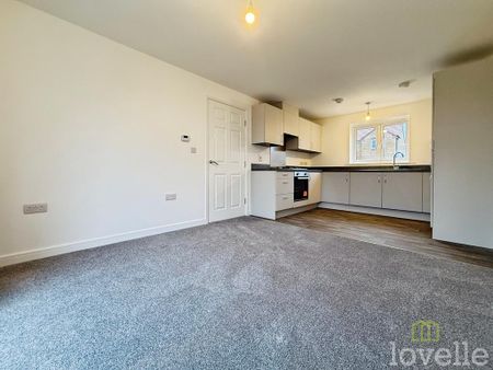 2 bedroom semi-detached house to rent - Photo 3