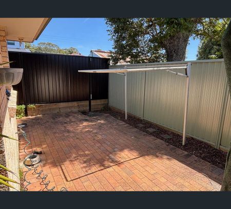 8/23A Reynolds Street, Old Toongabbie, NSW 2146 - Photo 5