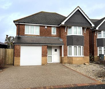 Beaufort Close, Lee-On-The-Solent, Hampshire, PO13 - Photo 1