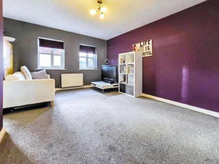 2 bed apartment to rent in NE31 - Photo 3