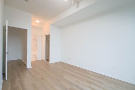 For Lease - 7 Lorraine Drive Unit# UPH-06, Toronto, Ontario - Photo 2