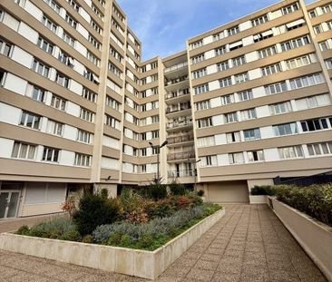 T2 Montreuil - Photo 2