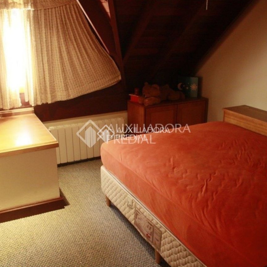 Apartamento com 2 quartos e 144m² para alugar em Planalto, Gramado. - Photo 1