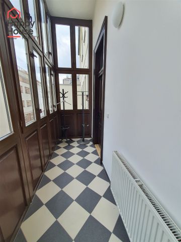Apartment for rent, 2+kk - 1 bedroom, 65m - Photo 5